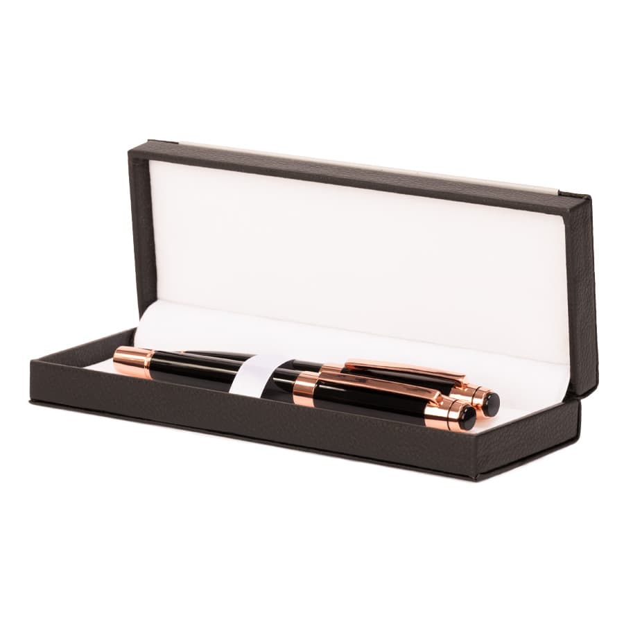 Bolígrafo ejecutivo «DARK» en estuche rígido negro.