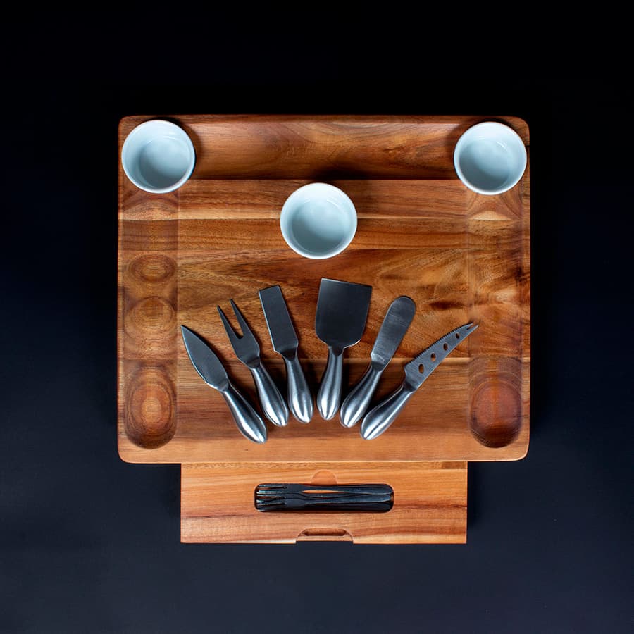 Tabla de Quesos con Herramientas